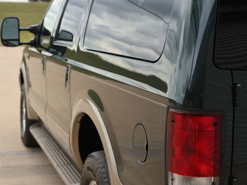 Used 2000 Ford Excursion Limited image 6