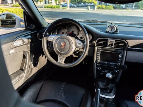 Used 2009 Porsche 911 Carrera S image 30