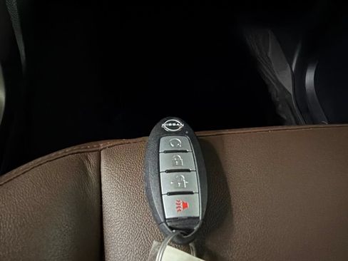 Used 2023 Nissan Titan Platinum Reserve w/ Off Road Protection Package AWD/4WD image 40