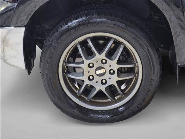 Used 2011 Toyota Tundra 2WD Double Cab w/ SR5 Pkg image 4
