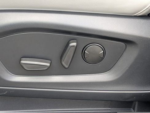 New 2026 Ford Explorer Active w/ Active Comfort Package image 21