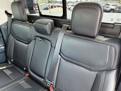 Used 2025 Ford Maverick Tremor AWD/4WD image 26