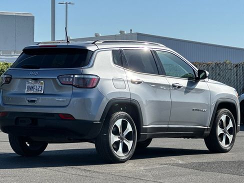 Used 2018 Jeep Compass Latitude w/ Trailer Tow Group image 4