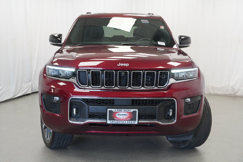 Certified 2025 Jeep Grand Cherokee Overland w/ Adv Protech Group III AWD/4WD image 15