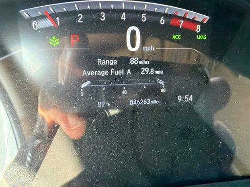 Used 2018 Honda CR-V Touring image 13