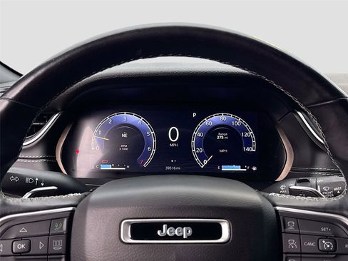 Used 2021 Jeep Grand Cherokee L Altitude image 11