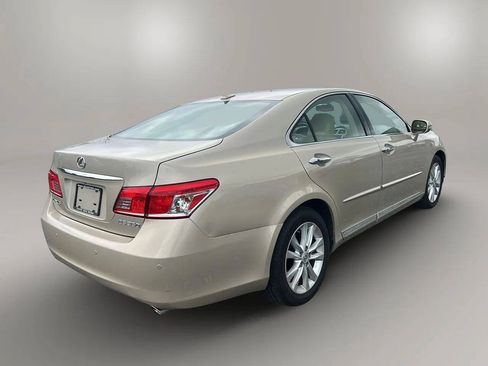 Used 2010 Lexus ES 350 w/ Preferred Accessory Package FWD image 7