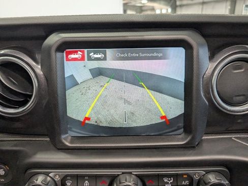 Used 2023 Jeep Wrangler Unlimited Rubicon 392 w/ Xtreme Recon 35" Tire Package AWD/4WD image 29
