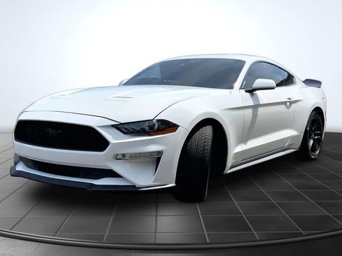 Used 2021 Ford Mustang Premium RWD image 4