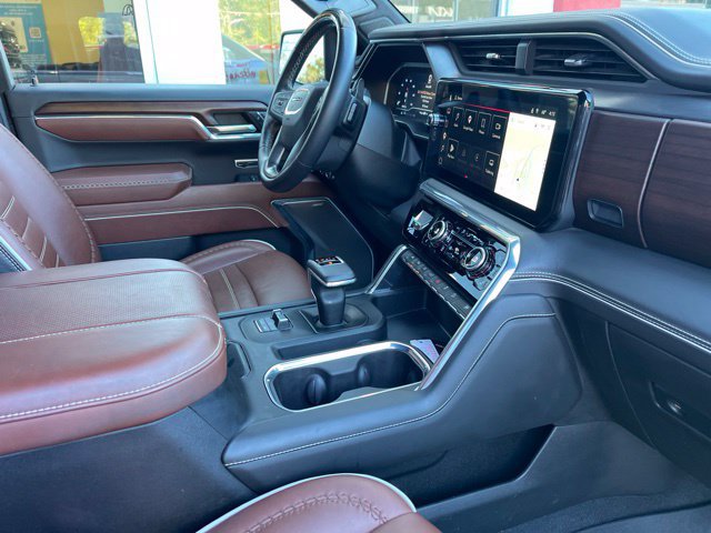 Used 2023 GMC Sierra 1500 Denali Ultimate AWD/4WD image 10