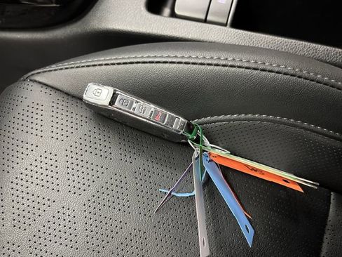 Used 2024 Kia Seltos SX w/ SX Sunroof Package image 29