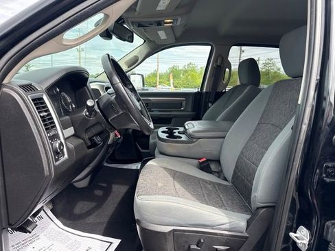 Used 2019 RAM 1500 Big Horn AWD/4WD image 14