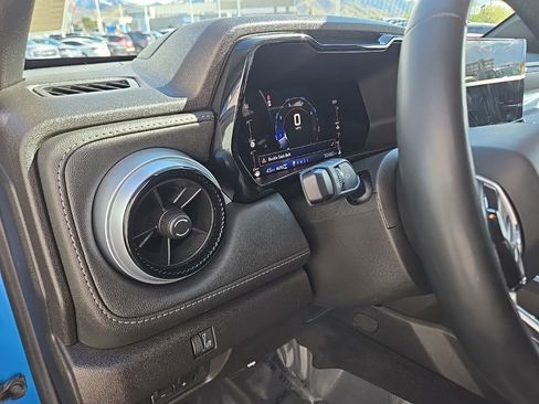 Used 2023 Chevrolet Colorado LT w/ LT Convenience Package AWD/4WD image 24
