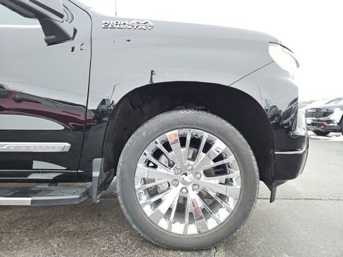 Certified 2023 Chevrolet Silverado 1500 High Country w/ High Country Premium Package image 14