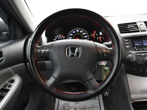Used 2005 Honda Accord EX image 20