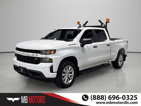 Used 2021 Chevrolet Silverado 1500 Custom AWD/4WD image 1