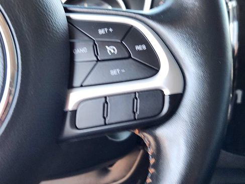 Used 2020 Jeep Compass Limited AWD/4WD image 22