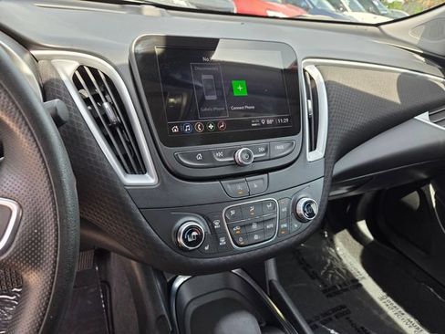 Used 2024 Chevrolet Malibu LT FWD image 24
