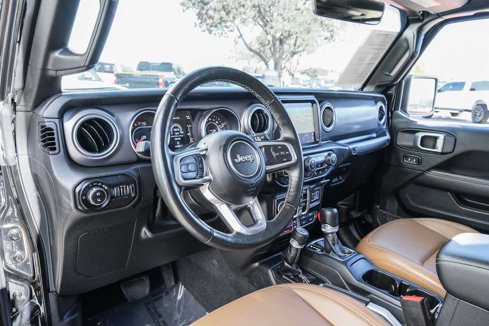 Used 2021 Jeep Gladiator Rubicon AWD/4WD image 20