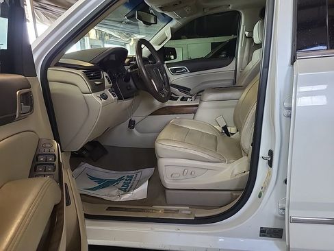 Used 2019 GMC Yukon Denali w/ Open Road Package image 5