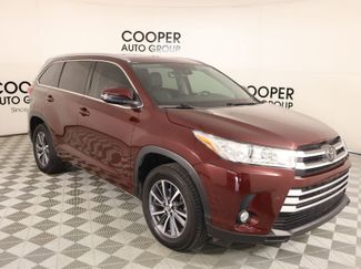 Used 2018 Toyota Highlander XLE video 1