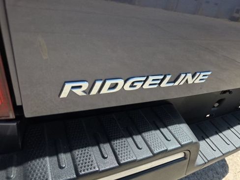 Used 2019 Honda Ridgeline RT image 12