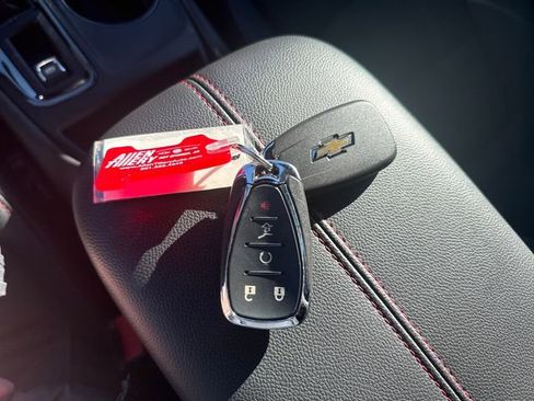 Certified 2023 Chevrolet Equinox RS image 26