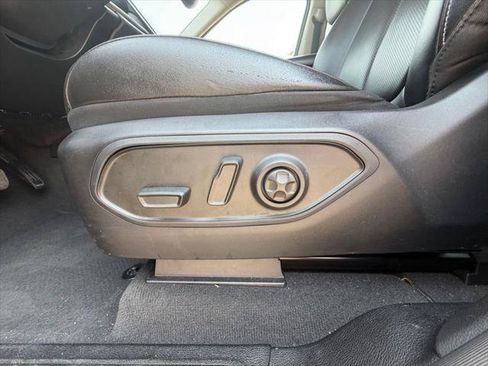 Certified 2023 Jeep Grand Cherokee Limited w/ Luxury Tech Group II AWD/4WD image 45