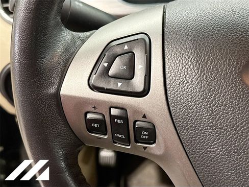 Used 2014 Ford Taurus SEL w/ Equipment Group 201A image 12