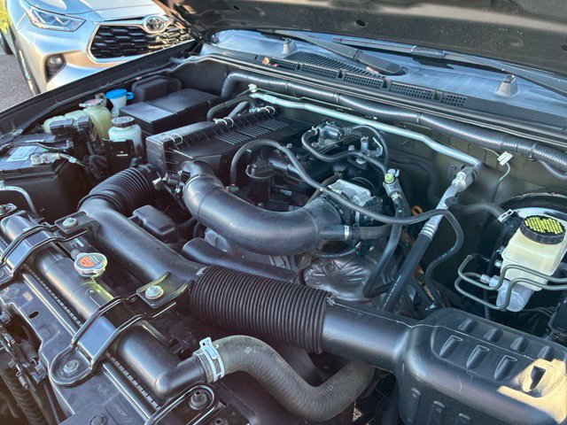Used 2017 Nissan Frontier SV RWD image 32