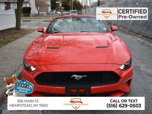 Used 2024 Ford Mustang Convertible RWD image 1