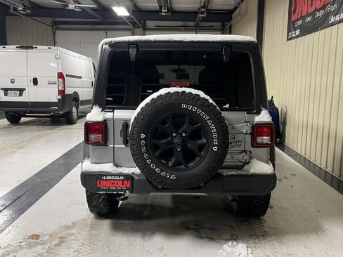 Used 2021 Jeep Wrangler Unlimited Sport image 5