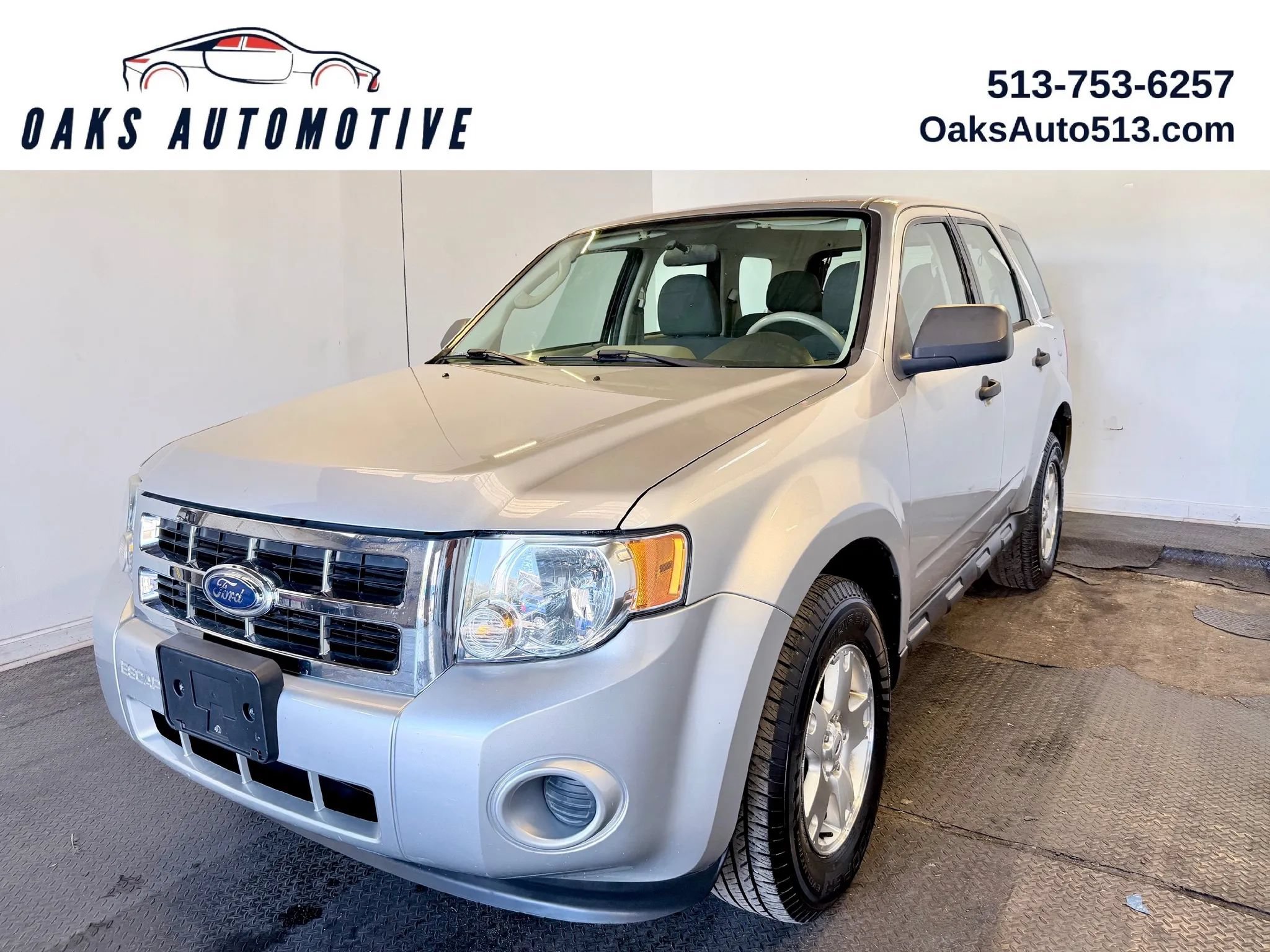 Used 2010 Ford Escape XLS FWD image 1