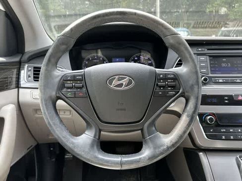 Used 2015 Hyundai Sonata Limited FWD image 7