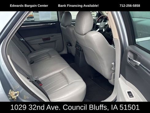 Used 2006 Chrysler 300 C w/ Navigation & Sound Group II image 10