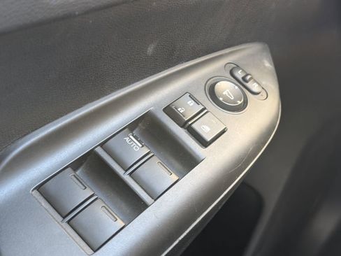 Used 2015 Honda Fit EX image 10