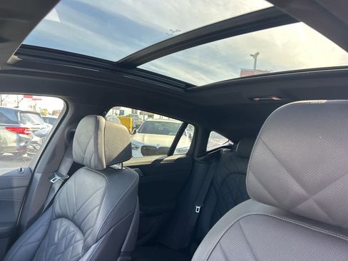 Used 2025 BMW X6 xDrive40i image 23