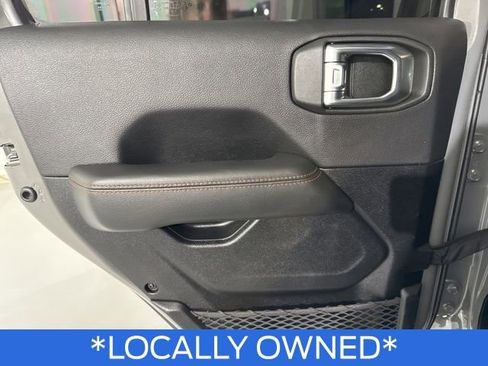 Used 2021 Jeep Gladiator Mojave image 15