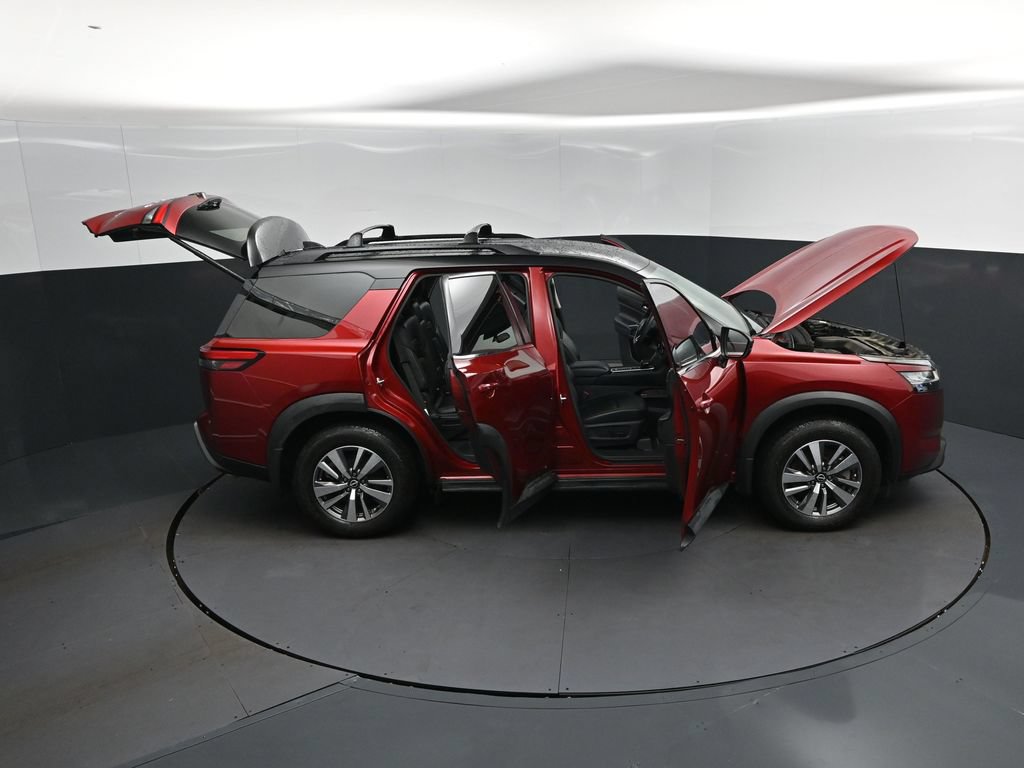 Used 2022 Nissan Pathfinder SL FWD image 50