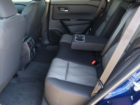 Used 2026 Nissan Rogue SV w/ Cold Weather Package FWD image 19