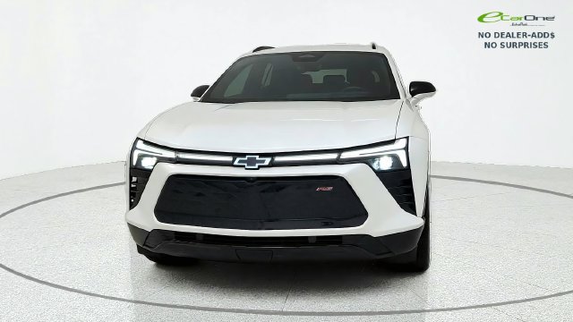Used 2024 Chevrolet Blazer EV RS RWD image 2