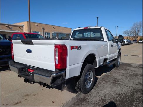 New 2026 Ford F350 XL w/ FX4 Off-Road Package AWD/4WD image 3