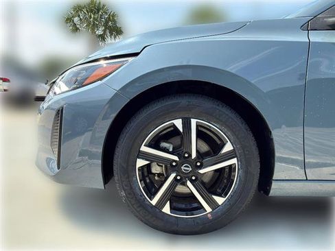 Used 2024 Nissan Sentra SV FWD image 4