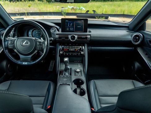 Used 2022 Lexus IS 350 F Sport AWD/4WD image 21