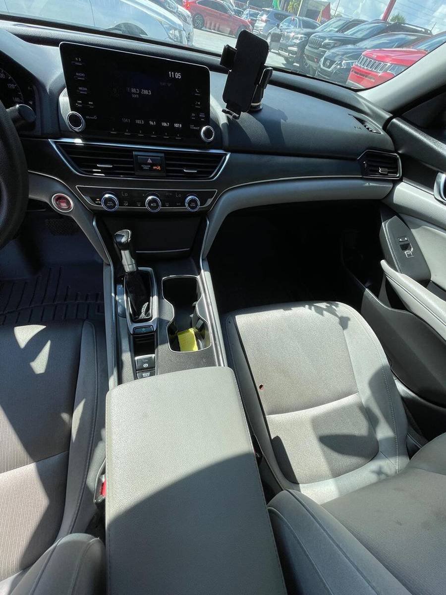Used 2020 Honda Accord LX image 5