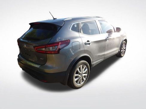 Used 2022 Nissan Rogue Sport SV image 14