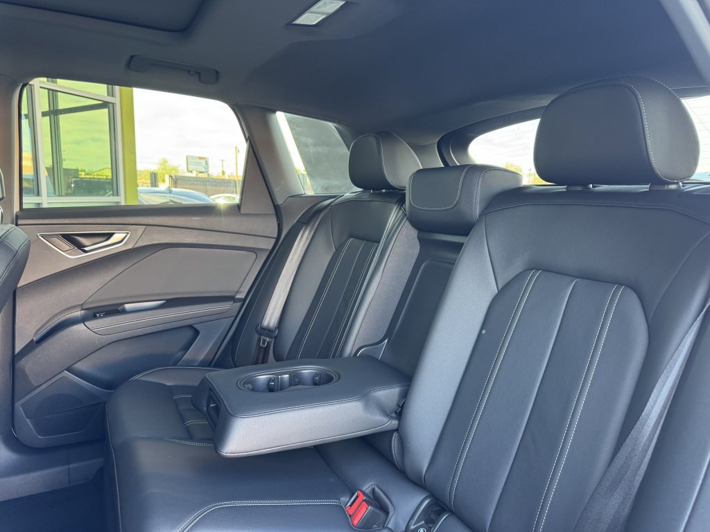 Used 2022 Audi Q4 e-tron Premium Plus w/ Premium Plus AWD/4WD image 39