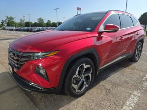 Used 2023 Hyundai Tucson Limited FWD image 3