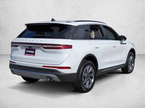 New 2026 Lincoln Corsair Premiere image 2