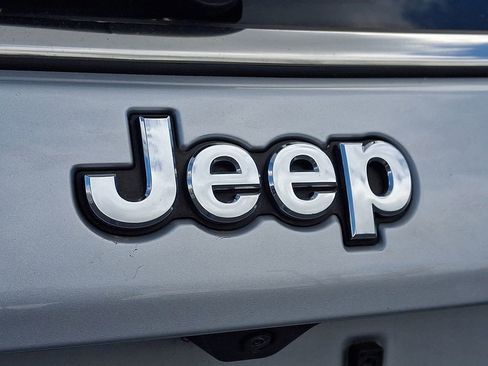 Used 2025 Jeep Compass Limited AWD/4WD image 32